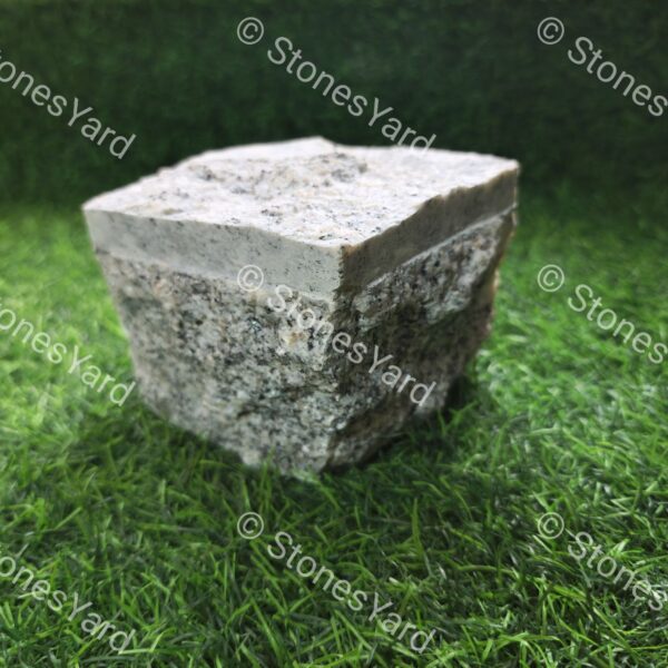 White Rough Natural Top Machine-Cut Cobblestone - Image 2