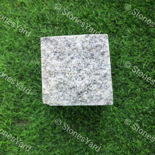 White Rough Natural Top Machine-Cut Cobblestone - Image 3